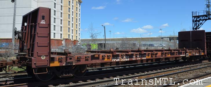 Car/wagon HPJX52323 right side / coté droit